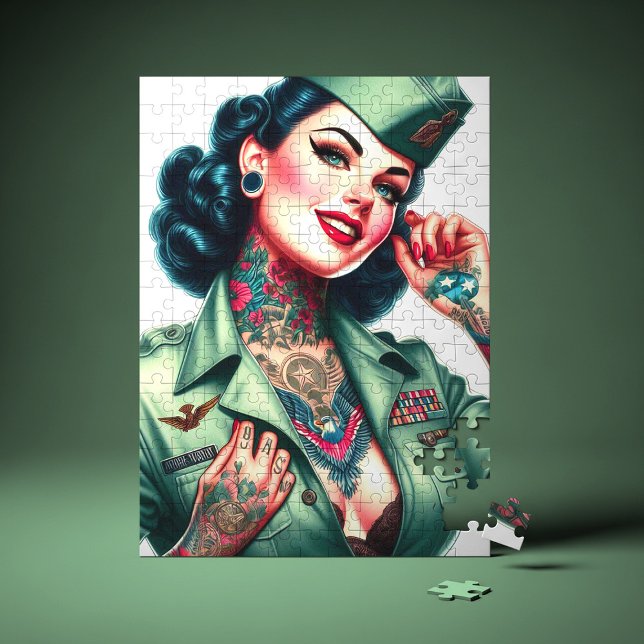 Vintage Tattooed Military Woman (Von Creator hochgeladen)