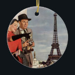 Vintage Tourists Traveling in Paris Eiffel Tower Keramikornament<br><div class="desc">Vintage illustration travel and transportation image featuring vacationing newlyweds sightseeing in Paris, France with the Eiffel Tower in the background. A love and romance design with a man and woman on a romantic vacation, a couple in the city of lights on their honeymoon. She is holding a map of the...</div>