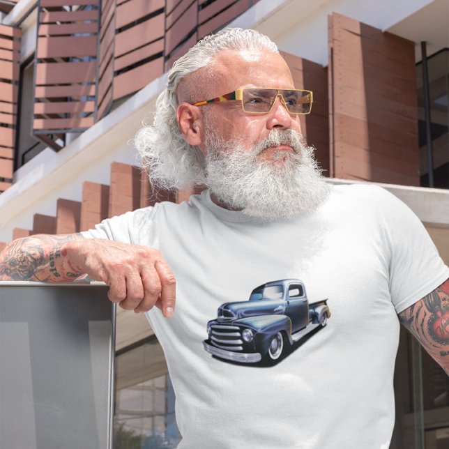 Vintage Truck Lover – Customizable t Shirt (Von Creator hochgeladen)