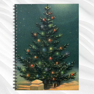 Vintage-Weihnachtsbaum bei Nacht mit Lichtern und  Notizblock