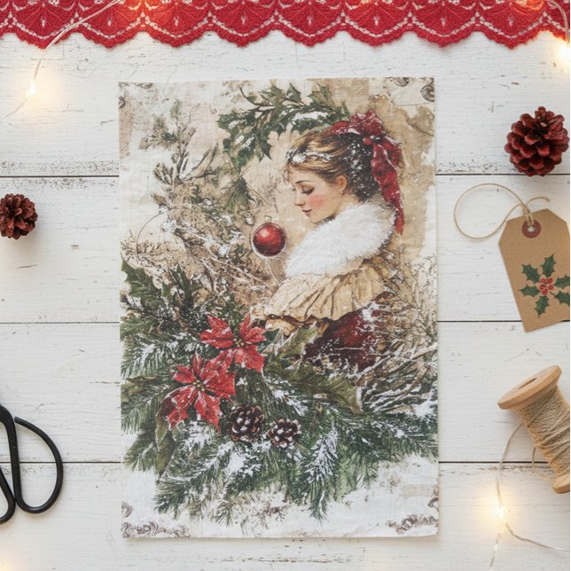 Vintage Weihnachtsfrau im Winteralter Seidenpapier (Von Creator hochgeladen)