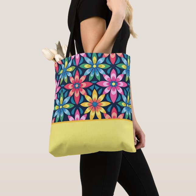 Vintager 60er Vibe Mod Daisies, Farbblock Tasche (Von Nahem)