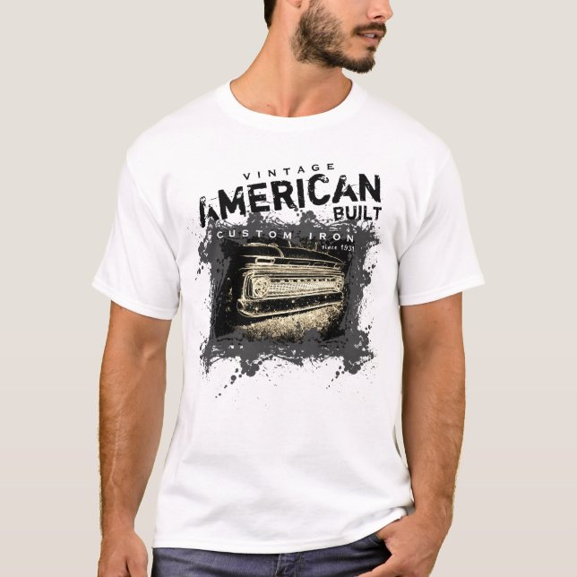 Vintager amerikanischer errichteter T-Shirt (Vorderseite)