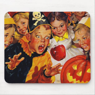 Vintager Apple-Bobbing Mousepad
