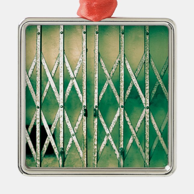 Vintager Aufzug Ornament Aus Metall (Vorne)