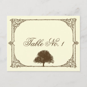 Vintager brauner Eichenbaum auf Creme Tischnummer