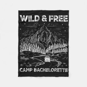 Vintager Camp-Junggeselinnen-Abschied passt zum Wi Fleecedecke