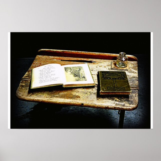 Vintager Desktop - Schreibtisch für Studenten Poster (Vorne)