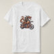 Vintager Drache beim Motorrad fahren T-Shirt (Design vorne)