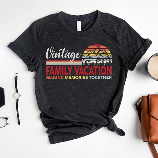 Vintager Familienurlaub für Erinnerungen T-Shirt (Family Vacation camping swimming, matching family T-Shirt)