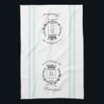 Vintager französischer Sack-Individuelle Name und  Küchentuch<br><div class="desc">Vintage französisch geätzte Grafiken und weiche,  minzblau geklemmte Streifen sind die perfekte Ergänzung zu der französischen Küchendekoration auf diesem Waffelhandtuch,  das auf dem Strick gefertigt wurde. Vergessen Sie nicht die Touch der Personalisierung mit Ihrem Monogramm und Familiennamen.</div>