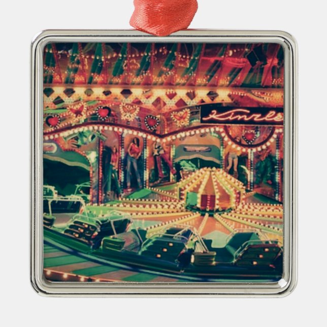 Vintager Funfair Ornament Aus Metall (Vorne)