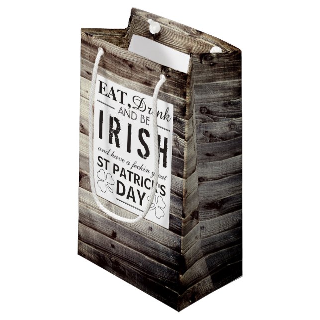 Vintager Irish Wood St Patrick's Day Kleine Geschenktüte (Vorderseite Schrägansicht)