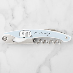 Vintager klassischer Anhänger gerundeter Wohnwage Kellnermesser