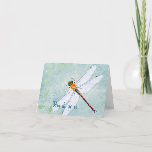 Vintager Libellenfliege im Hintergrund verblasster Dankeskarte (Vorderseite)