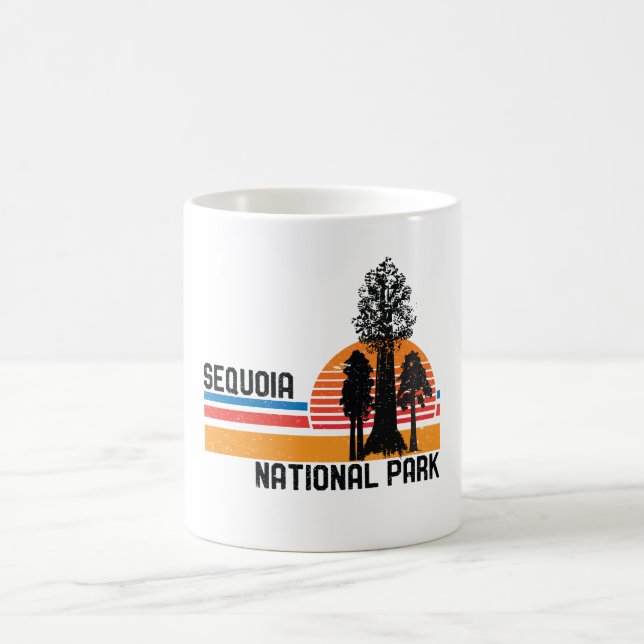 Vintager Mammutbaum-Nationalpark-Retro Kaffeetasse (Mittel)
