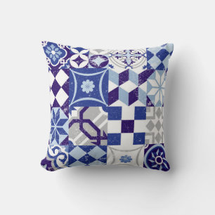 Vintager Patchwork-Hintergrund mit traditionellem  Kissen