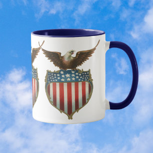 Vintager Patriotismus, Stolzer Adler über amerikan Tasse