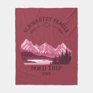 Vintager Red Mountain Lake Sunset Fleecedecke