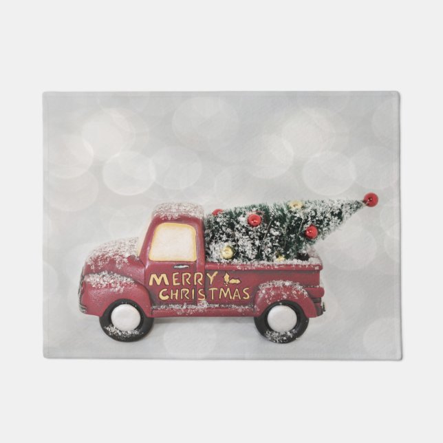 Vintager roter LKW auf grauem Hintergrund Fußmatte (Vorderseite)