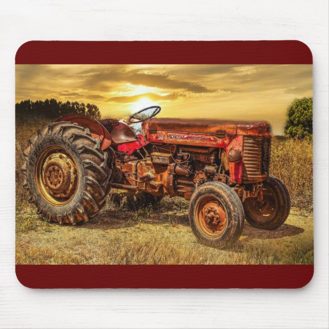 Vintager roter Zuchttraktor Mousepad (Vorne)