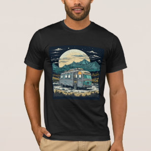 Vintager RV in den Bergen mit Vollmond T-Shirt