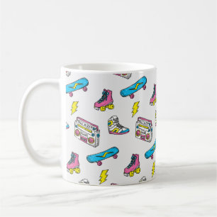 Vintager Themenhintergrund mit Sneakers Radio Skat Kaffeetasse