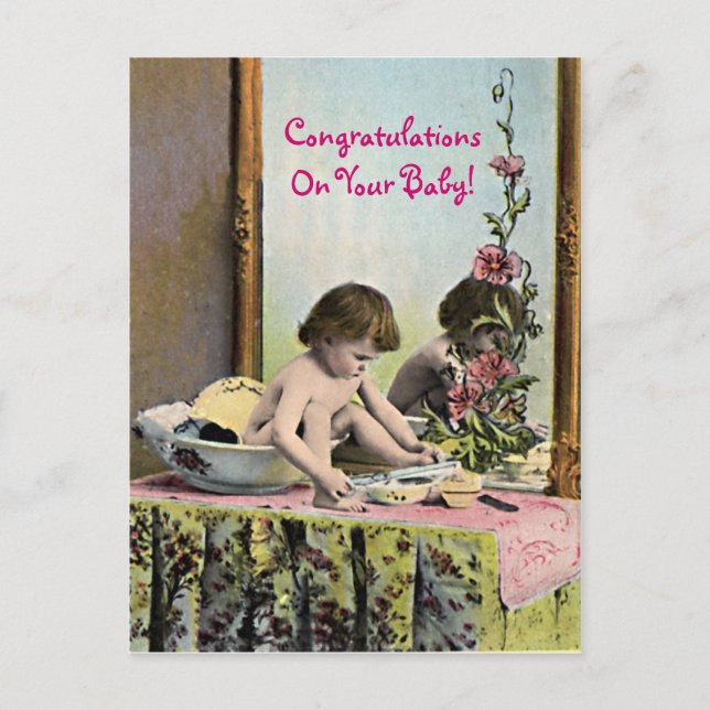 Vintages Baby an einem Kleidertisch Postkarte (Vorderseite)