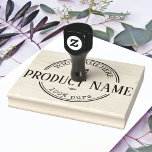 Vintages Firmenlogo Gummistempel<br><div class="desc">Personalisieren Sie diese Briefmarke aus maßgeschneidertem Holz mit Ihrem individuellen Firmenlogo, ideal für rustikale Glasetiketten, kleine Büroartikel, Kunsthandwerk, aufwändige Ladenausstattung, hausgemachtes Verpackungspapier, köstliche Bürogeschenke, Scrapbooking. Erstellen Sie Ihre einzigartige Briefmarke mit diesem Vintagen bedrängten Runddesign, laden Sie Ihr eigenes Logo, Clipart, Bild oder Foto hoch. Machen Sie einfach verschiedene Briefmarke für...</div>