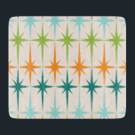 Vintages geometrisches schneidebrett<br><div class="desc">Vintag. Geometrics. Sternexplosionen. Wenn Sie Liebe irgendwie jener Wörter, dieses retro Vintage geometrische Sternexplosion-dekorative Glasschneiden-Brett für Sie sind. Ausrüstungsbeschreibungen dieses der Mitte des Jahrhunderts moderne ein Sahnehintergrund mit Reihen des Türkises, des Limonen Grüns, der Orange und der aquamarinen Sternexplosionen. Dieser Modentwurf passt schön mit dem Retro beweglichen atomarmuster der merkwürdigen...</div>
