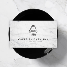 Vintages gestuftes Cake-Logo in der Bäckerei aus w Visitenkarte