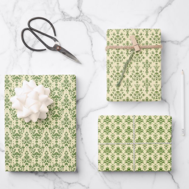 Vintages Green Damask Muster auf hellbeige Geschenkpapier Set (Vorderseite)