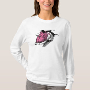 Vintages Herz durch das Rack T-Shirt