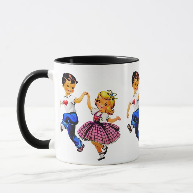 Vintages Kind Junge & Mädchen: Adorable Tasse (Links)