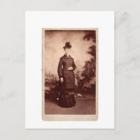 Vintages Lady-Portrait in Hut und Kleid aus den 18