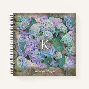 Vintages Lavender Blue Hydrangea Floral Monogramm Notizbuch