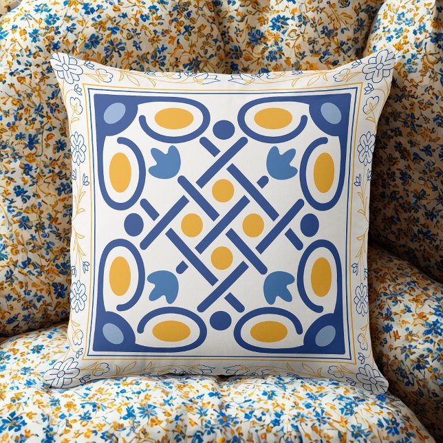 Vintages mediterranes Blue & Gold Floral Tile Kissen (Von Creator hochgeladen)