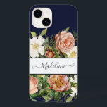 Vintages Navy Pink in White Floral w Hübsche Blume Case-Mate iPhone 14 Hülle<br><div class="desc">Elegante,  Vintage,  wilde Rose,  rötlich-rosa antike Rose und Rosa mit bordeauxfarbenen Pfannkuchen umgeben ein weißes Textfeld,  das Ihren Namen in Kalligrafie mit Schnörkeln zum Scrollen umrahmt. Grafisches Design von Audrey Jeanne Roberts,  international bekannter Künstler und Designer,  Copyright.</div>