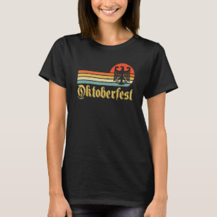 Vintages Oktoberfest Männer Deutscher Flaggenbeere T-Shirt