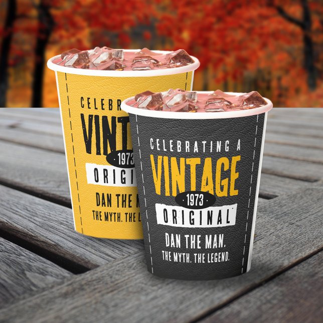 Vintages Original Black & Gold Leather Geburtstag Pappbecher (Vintage Original Black & Gold Leather Birth Year Paper Cup Cover Photo.)