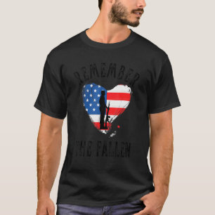 Vintages Patriotisches Herz erinnern an die gefall T-Shirt