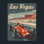 Vintages Rennwagen in Las Vegas Postkarte<br><div class="desc">"Mit unserem Vintagen Racing Car Postcard Set vor dem Hintergrund der Wüste von Las Vegas können Sie den Geist der Schnelligkeit und des Glamours erfassen. Diese Postkarte ist eine nostalgische Ode an klassische Rassen und den Reiz der offenen Straße. Der Vintage Rennwagen, Set gegen die dramatische Wüstenlandschaft, ruft den Nervenkitzel...</div>