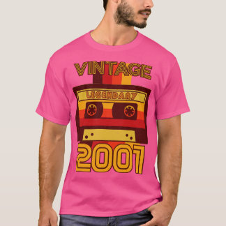 Vintages Retro 2001 Legendary Cassette Tape T-Shirt