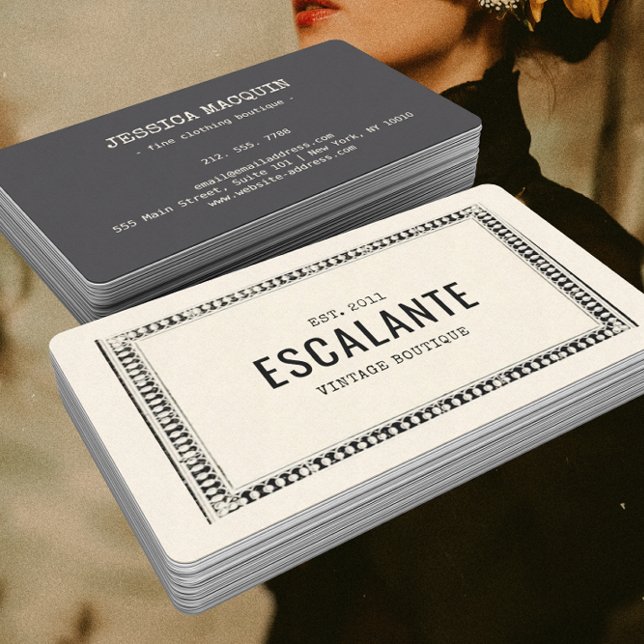 Vintages Retro Elegantes Beige Visitenkarte (Von Creator hochgeladen)