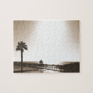 Vintages Retro san clemente pier california sepia