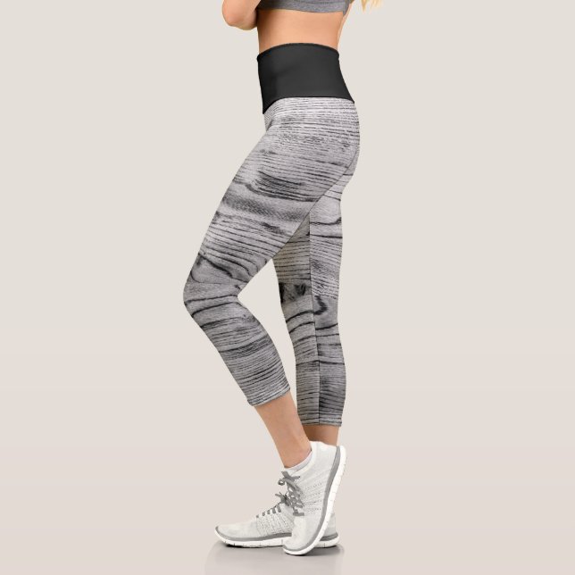 Vintages rustikales graues, schwarzes Brennholz Capri Leggings (Links)