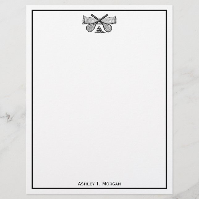 Vintages Tennisnetz, überquerte Racquets, Bälle (Vorderseite)