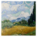Vintages Van Gogh-Weizenfeld mit Zypressen Fliese<br><div class="desc">In das Design dieses Produktes aufgenommen ist ein ansprechender Druck von "Weizenfeld mit Zypressen" ein Öl auf Leinwand Malerei erstellt 1890 von Vincent van Gogh. Vincent van Gogh (1853 - 1890) war ein niederländischer postimpressionistischer Maler, der in etwas mehr als einem Jahrzehnt etwa 2.100 Gemälde schuf, darunter etwa 860 Ölgemälde,...</div>