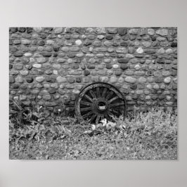 Vintages Wagenrad Felswand Schwarz-Weiß-Foto Poster