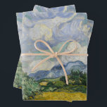 Vintages Weizenfeld mit Zypressen von Van Gogh Geschenkpapier Set<br><div class="desc">Diese Szene stammt von Vincent Van Gogh's Vintagem Gemälde "Weizenfeld mit Zypressen". Der niederländische Maler machte dieses berühmte Gemälde des Zypressenbaumes 1889. Er war so beeindruckt von seiner Landschaft,  dass er zwei weitere Überstellungen dieses Stückes machte.</div>